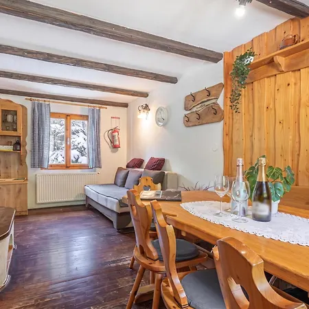 Alpine Metka At - Happy Chalet