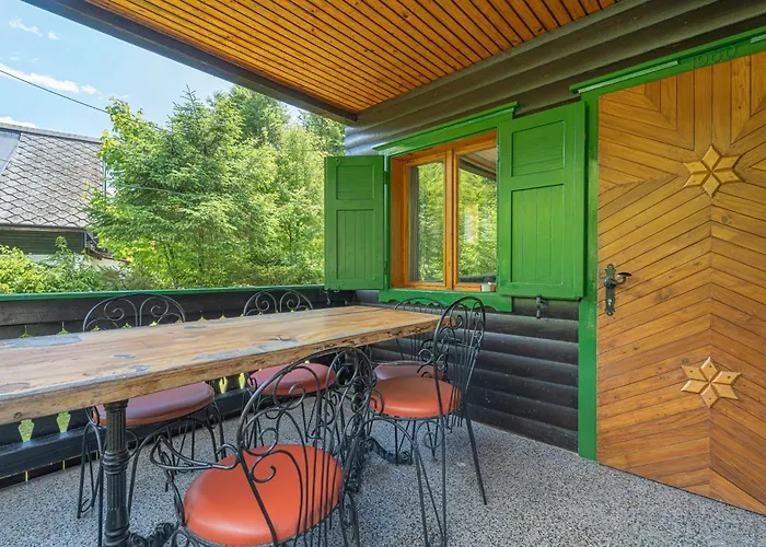 Alpine Metka At - Happy