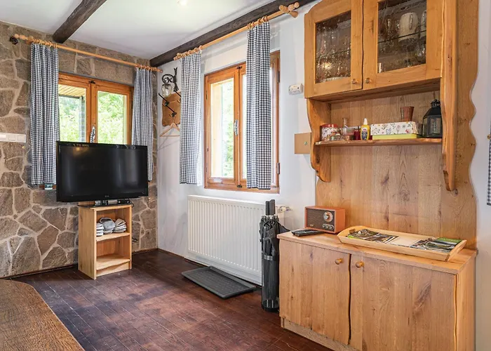 Alpine Metka At - Happy Chalet